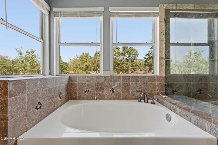 947 Meadowlark Dr_43