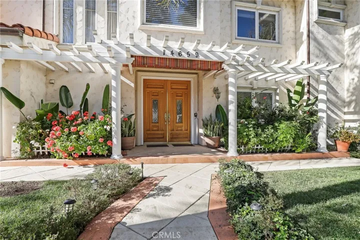 14659 Valley Vista, Sherman Oaks, California 91403