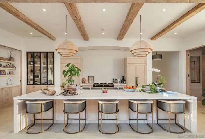 14783 Roxbury Terr., Rancho Santa Fe, California 92067
