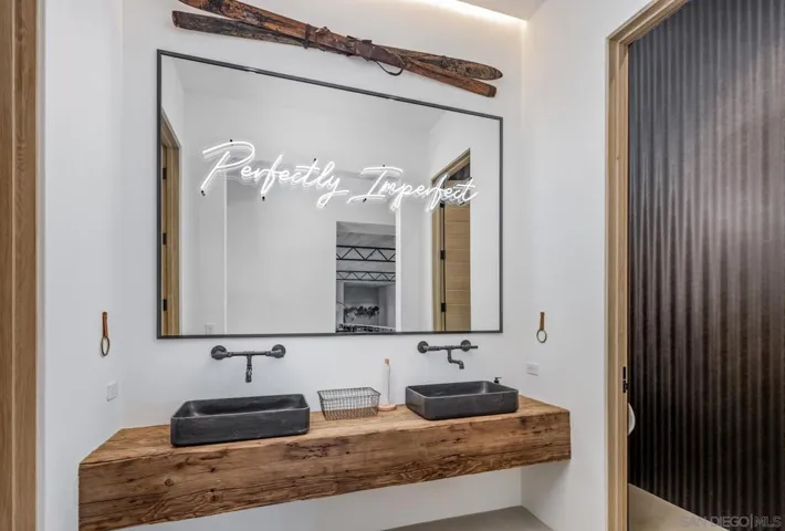 14783 Roxbury Terr., Rancho Santa Fe, California 92067