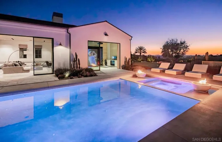 14783 Roxbury Terr., Rancho Santa Fe, California 92067