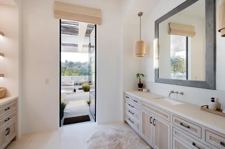 14783 Roxbury Terr., Rancho Santa Fe, California 92067