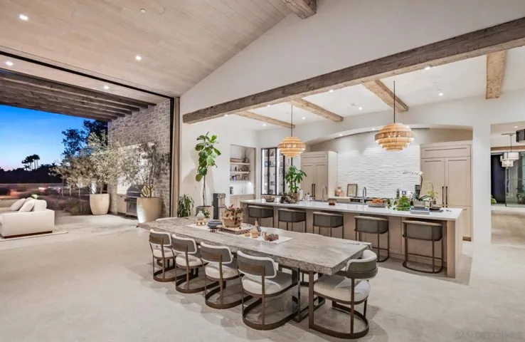 14783 Roxbury Terr., Rancho Santa Fe, California 92067