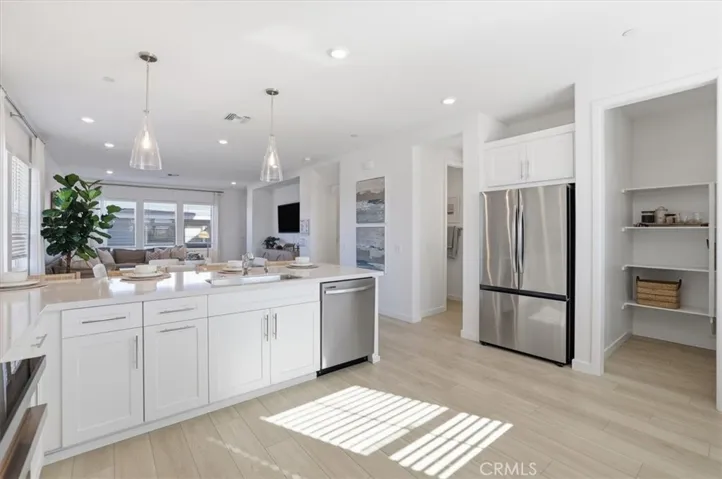 PHOTOS ARE OF MODEL MATCH - INTERIOR AND EXTERIOR FINISHES MAY VARY