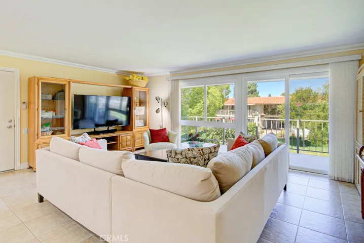 829 Via Alhambra Q, Laguna Woods, California 92637