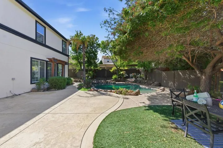 325 Pebble Beach Drive, Brentwood, California 94513