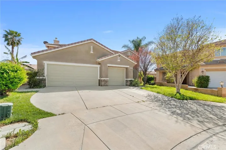 330 Palo Santa, San Jacinto, California 92582