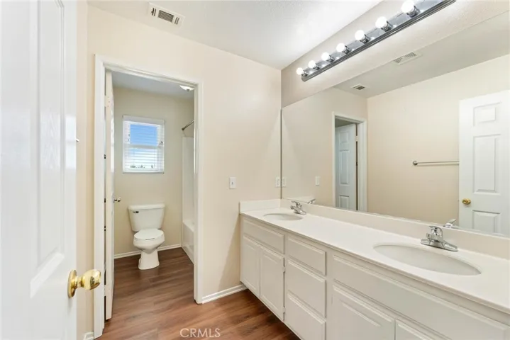330 Palo Santa, San Jacinto, California 92582