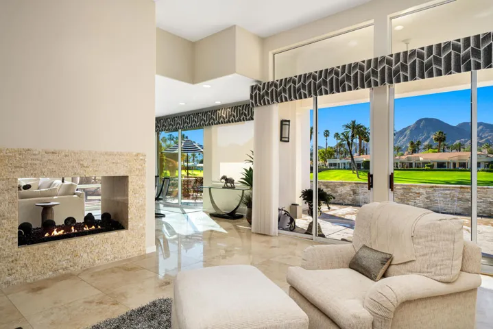 26-print-RZAndrews_OPMG_0326_026