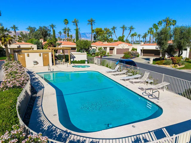 11-print-RZAndrews_OPMG_0326_011