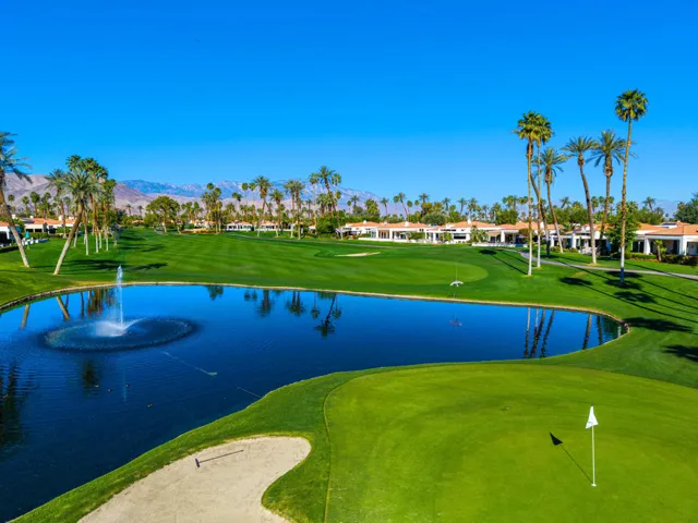 16-print-RZAndrews_OPMG_0326_016