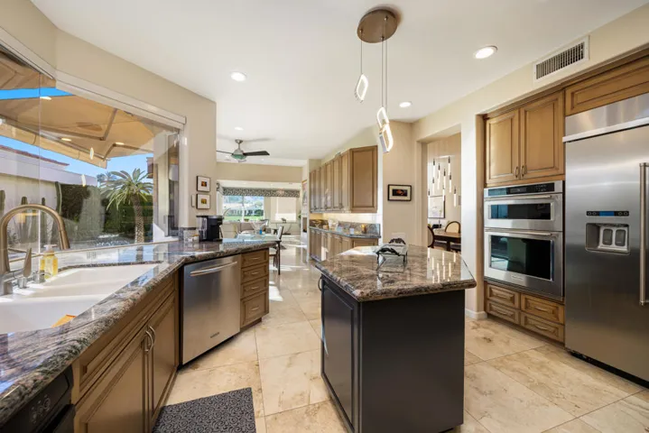 40-print-RZAndrews_OPMG_0326_040