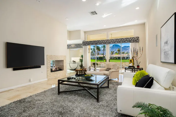 25-print-RZAndrews_OPMG_0326_025