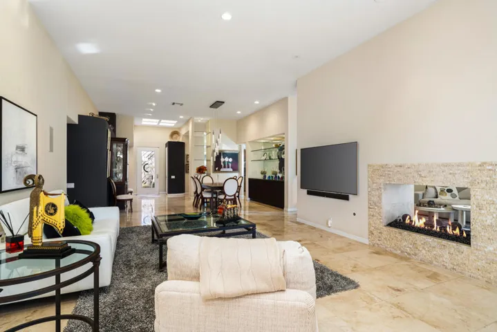 27-print-RZAndrews_OPMG_0326_027