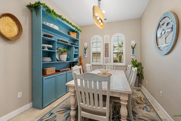 13_12034871_186940_186940-EI-113