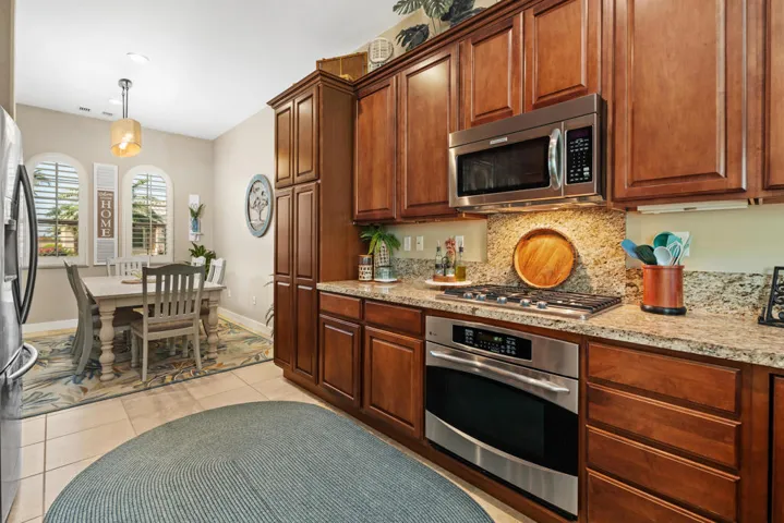 11_12034869_186940_186940-EI-111