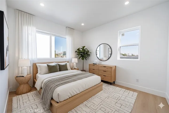 5209 W 20th, Los Angeles, California 90016