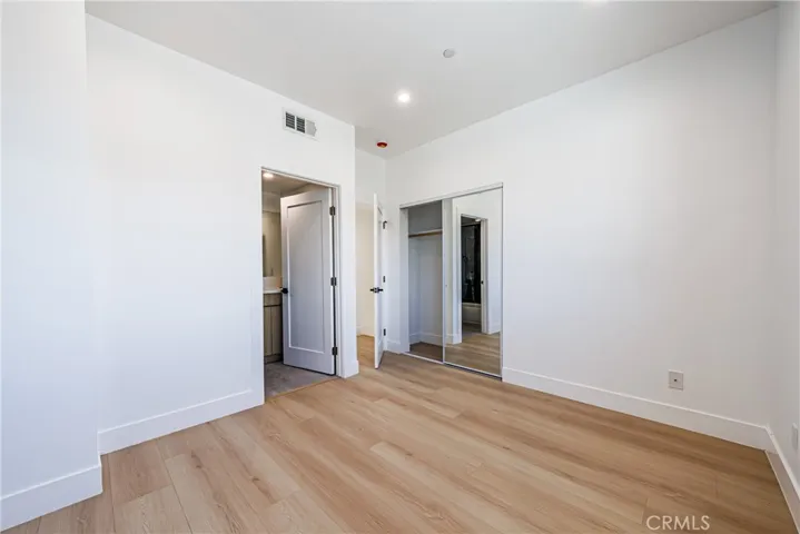 5209 W 20th, Los Angeles, California 90016