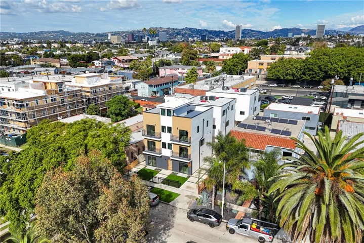 5209 W 20th, Los Angeles, California 90016