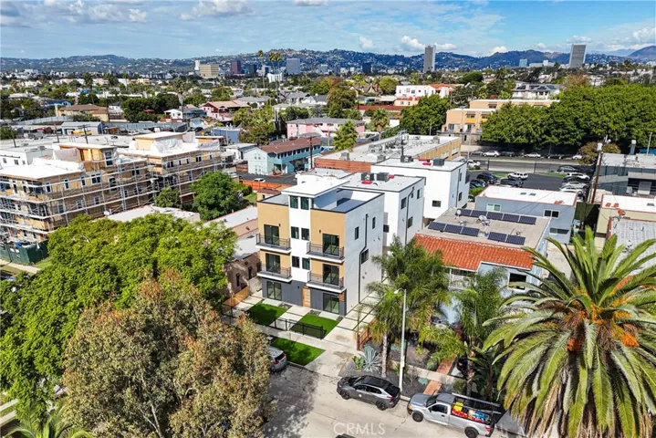 5209 W 20th, Los Angeles, California 90016