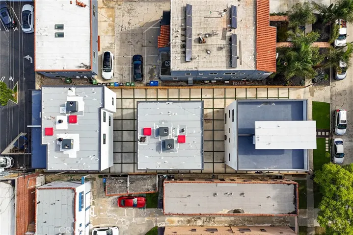 5209 W 20th, Los Angeles, California 90016
