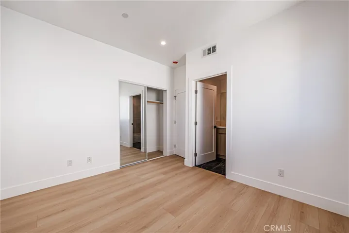 5209 W 20th, Los Angeles, California 90016
