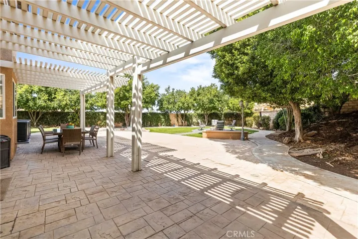 Beautiful park like backyard.  PLENTY of room for a pool!