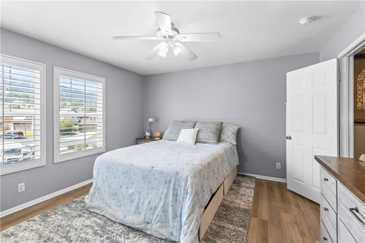 Upstairs JUNIOR SUITE! Great views of Cleveland National Forest.