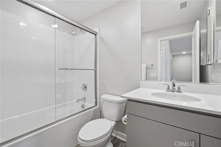 Third Floor Guest Bathroom