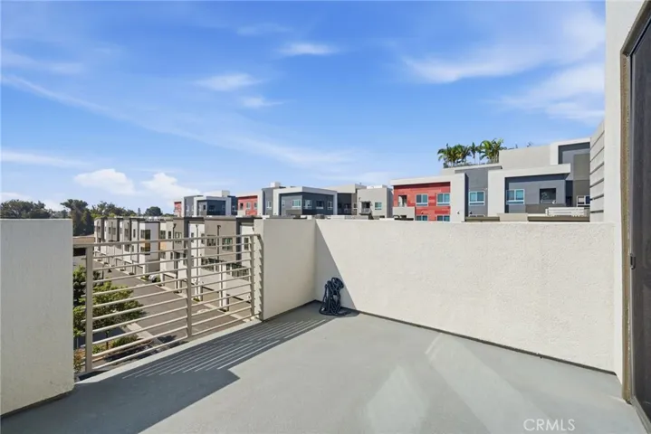 Forth Floor Roof Deck