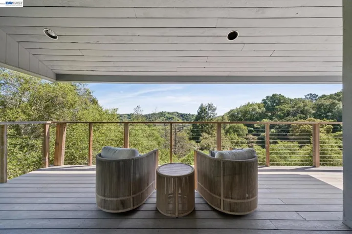 116 Tappan Lane, Orinda, California 94563