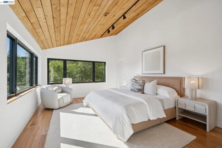 116 Tappan Lane, Orinda, California 94563