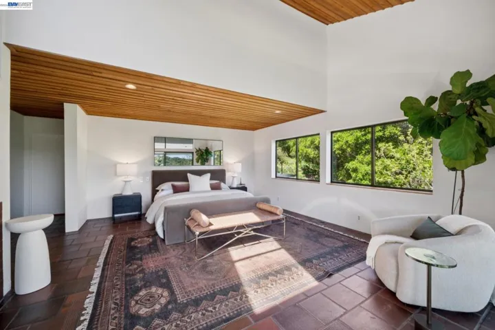 116 Tappan Lane, Orinda, California 94563