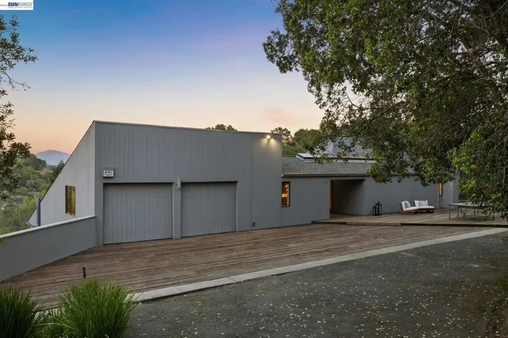116 Tappan Lane, Orinda, California 94563