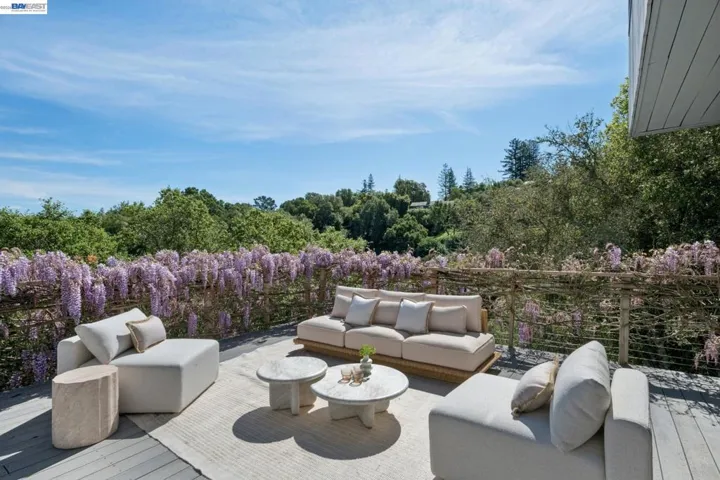 116 Tappan Lane, Orinda, California 94563