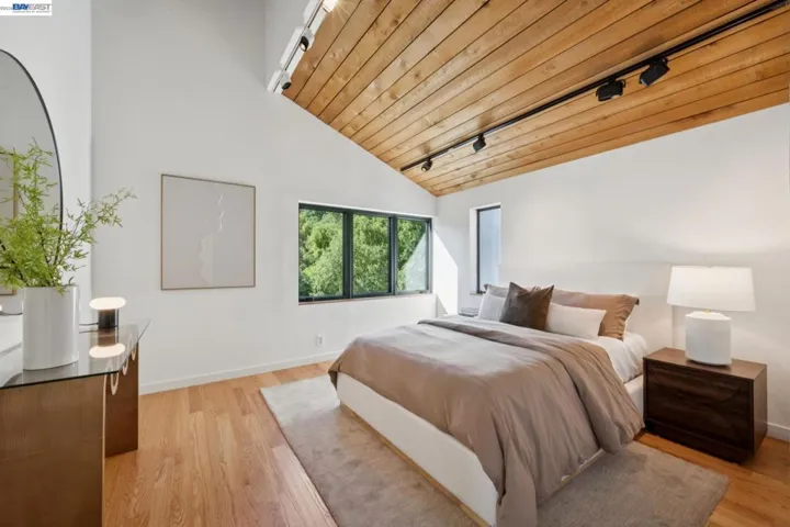 116 Tappan Lane, Orinda, California 94563