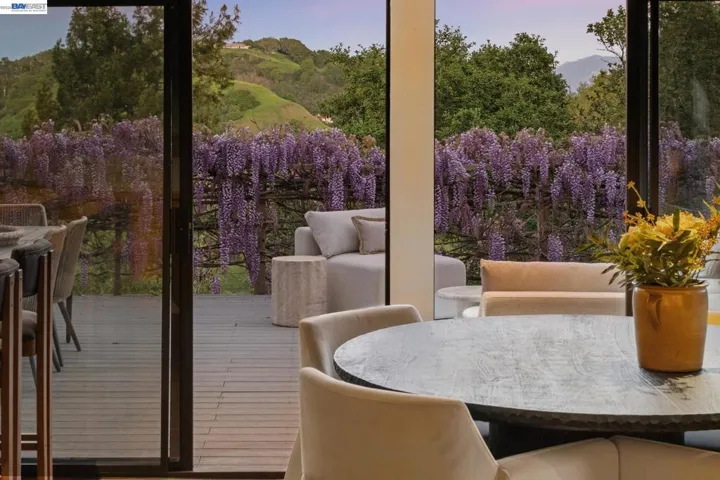 116 Tappan Lane, Orinda, California 94563