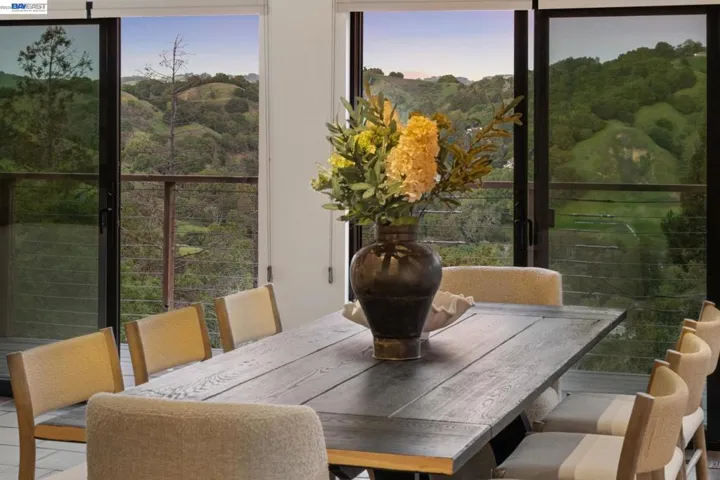 116 Tappan Lane, Orinda, California 94563