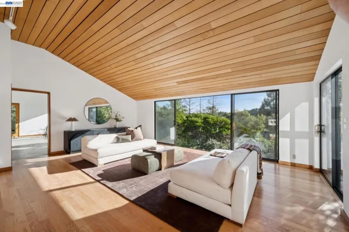 116 Tappan Lane, Orinda, California 94563