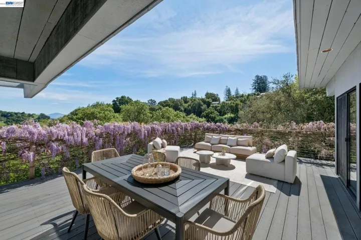 116 Tappan Lane, Orinda, California 94563