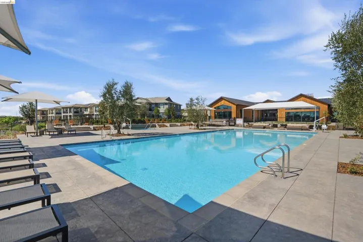 Community pool