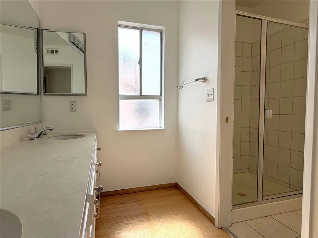 main bedroom bath