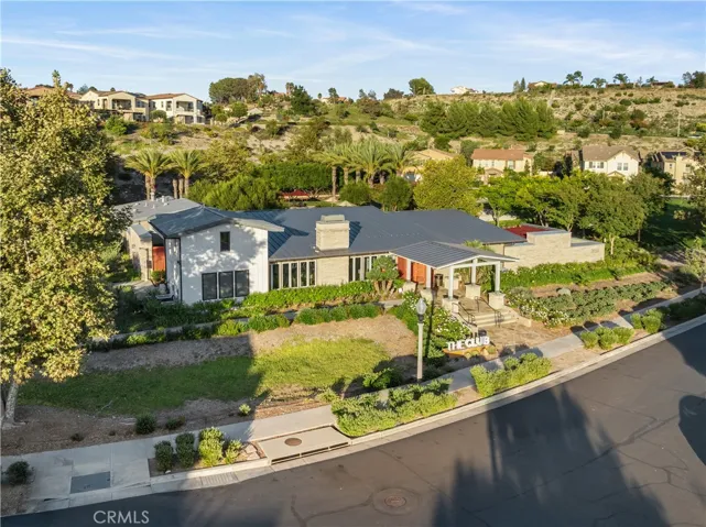 20818 Red Sky Court, Saugus, California 91350