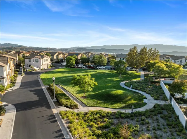 20818 Red Sky Court, Saugus, California 91350
