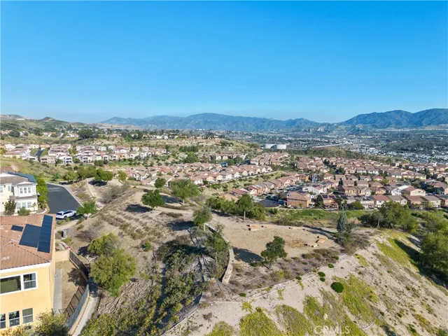 20818 Red Sky Court, Saugus, California 91350