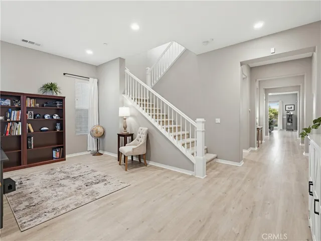 20818 Red Sky Court, Saugus, California 91350