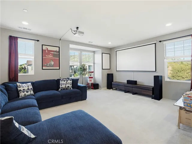 20818 Red Sky Court, Saugus, California 91350