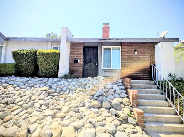 1386 W 8th Street, Upland, California 91786