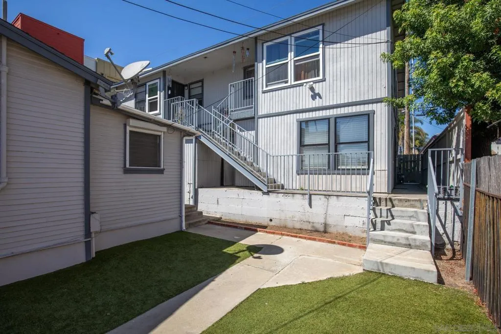 1930 34 Hornblend Street, San Diego, California 92109 — photo 4