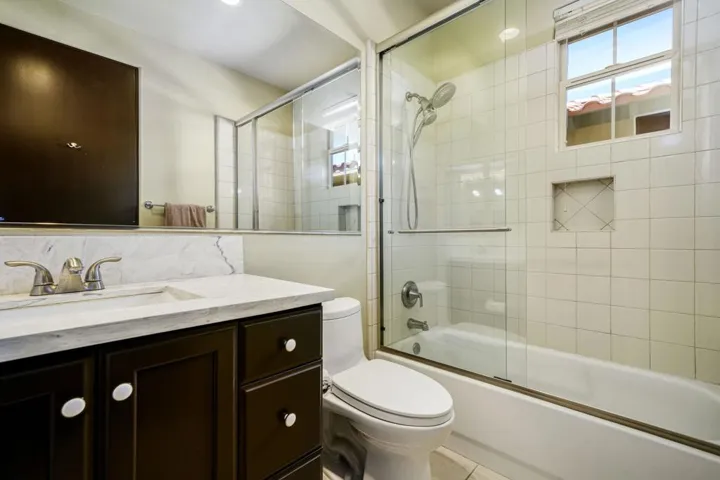 Casita Bath